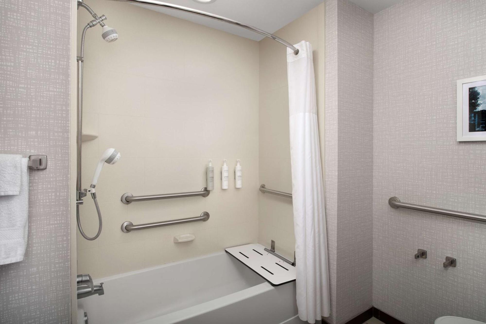 Hampton Inn Knoxville Clinton I-75 Bagian luar foto